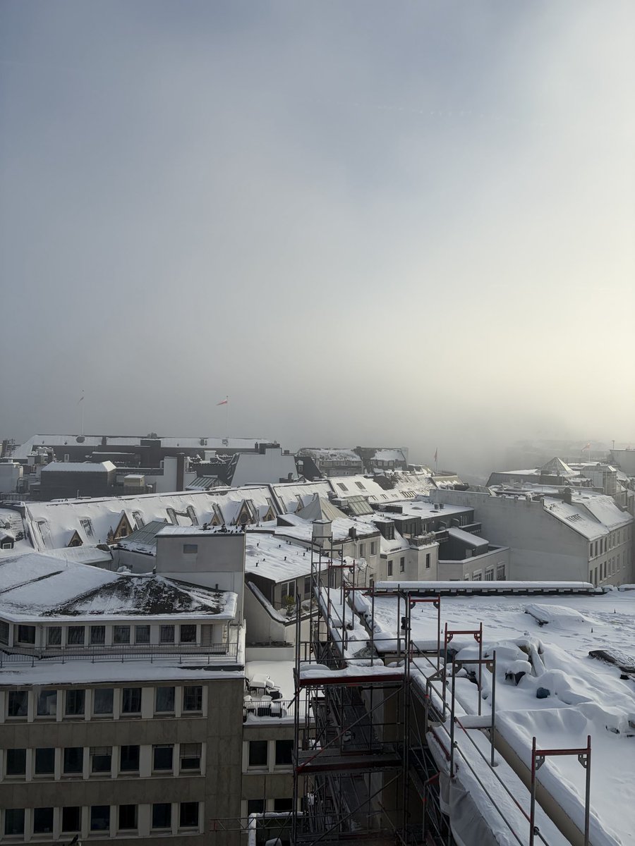 今日の最高気温　-7℃
オペラハウス最上階の練習室