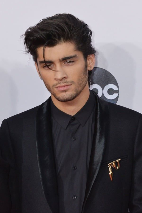 TheePopCore's tweet image. Happy 33rd birthday to the immensely talented vocal king, owner of a never-declining face card, soulful, expressive, emotional, versatile, stylish, artistic, Mr. Falsetto, magnetic, and icon Zayn.