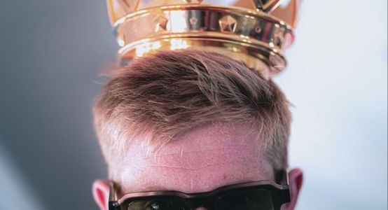 ErlingRoIe's tweet image. Greatest Midfielder Of All Time (Tap the post)