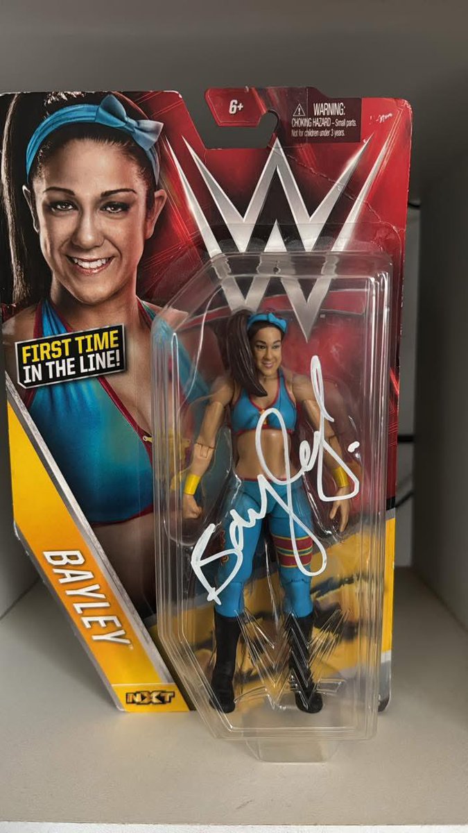 MattLytle's tweet image. My niece got me this autographed @itsBayleyWWE figure! Such an awesome gift. 😍