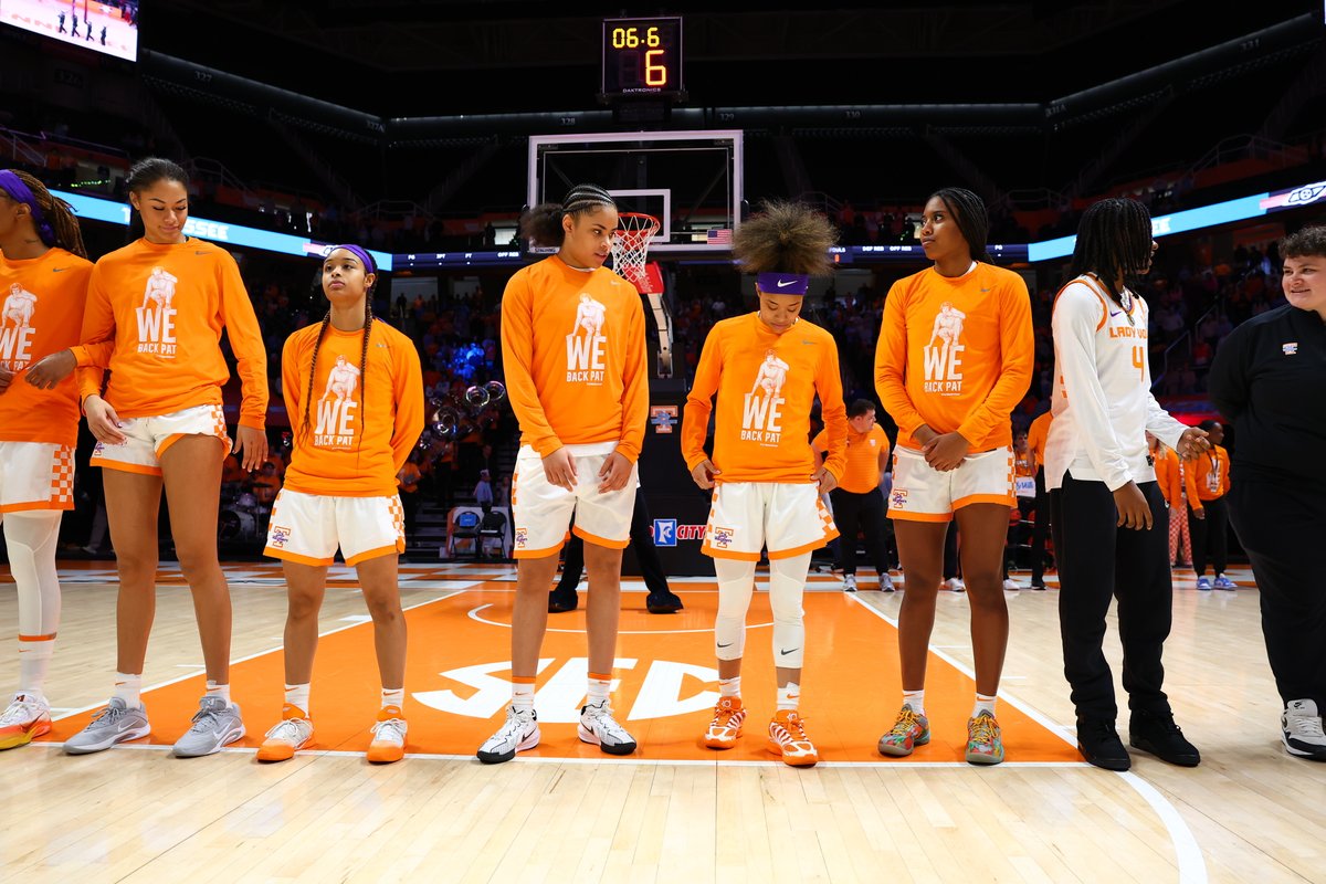 LadyVol_Hoops's tweet image. #WeBackPat 💜