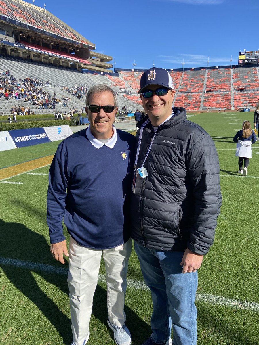 Van Riggs tweet media