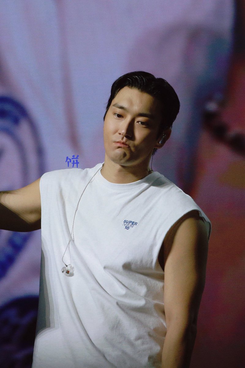 BingYe_Choi_Ceo's tweet photo. 260111 崔始源 최시원  SS10 in MACAU
어떻게 누가 잘생기고 귀엽게 할 수 있어?
@siwonchoi 
#崔始源 #siwon #siwonchoi #choisiwon  #시원 #최시원 #superjunior #슈퍼주니어 #슈주 #suju #sj #삼삼 #SS10 #SS10inMACAU
[Please don't remove logo] https://t.co/jNyHznDvTL