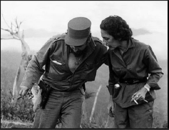 EloylvarezMart1's tweet photo. "La compañera Celia era muy exigente, muy meticulosa en todos los detalles, muy cumplidora, muy esclava del deber en todos los campos: en la guerra, en la paz, en la construcción del socialismo en nuestro país”. #FidelPorSiempre Inauguración del Combinado "Celia Sánchez" https://t.co/kBYLhFSOl3
