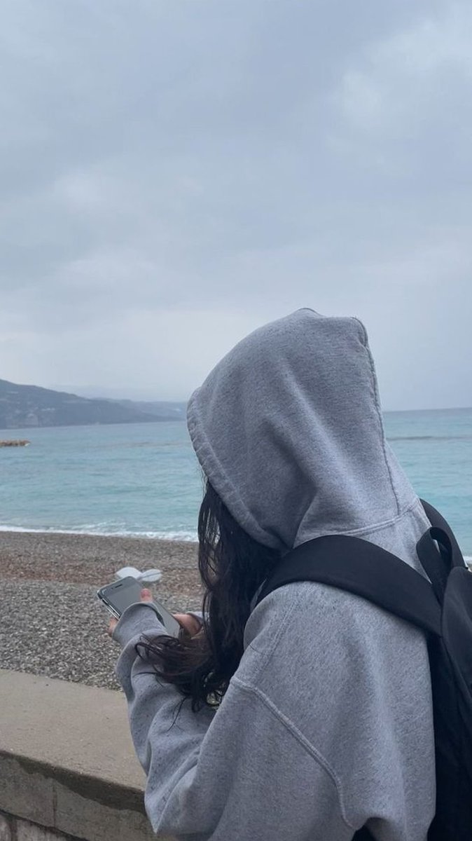 cuembu's tweet image. 新しいカフェのパンケーキ食べに行きたい 👩‍👧‍👧