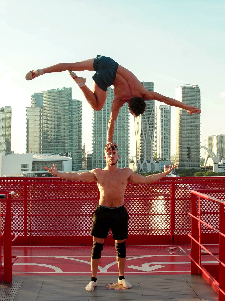 Virgin Red tweet media