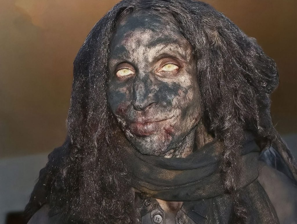 Whotfismick's tweet image. My ceiling fan watching me change the bed sheets