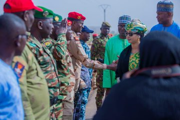 CurrentTre's tweet image. #Gaya🇳🇪 #Festival #Dendi   J’ai lancé officiellement, hier  10 janvier 2026 à #Gaya, la première édition du Festival du #Dendi, un événement dédié à la valorisation du patrimoine culturel,le tourisme intérieur et de l’artisanat local.