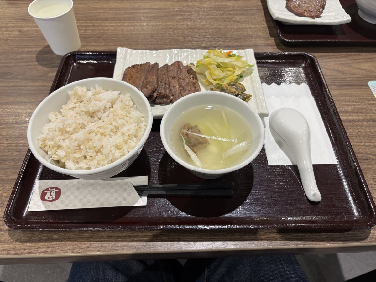 今年のおみくじの運なくて泣きたい…笑
細美さんのバンドに運を全集中したい。。
牛タン美味かったなぁ🤤
明日帰りたくないなぁ。。