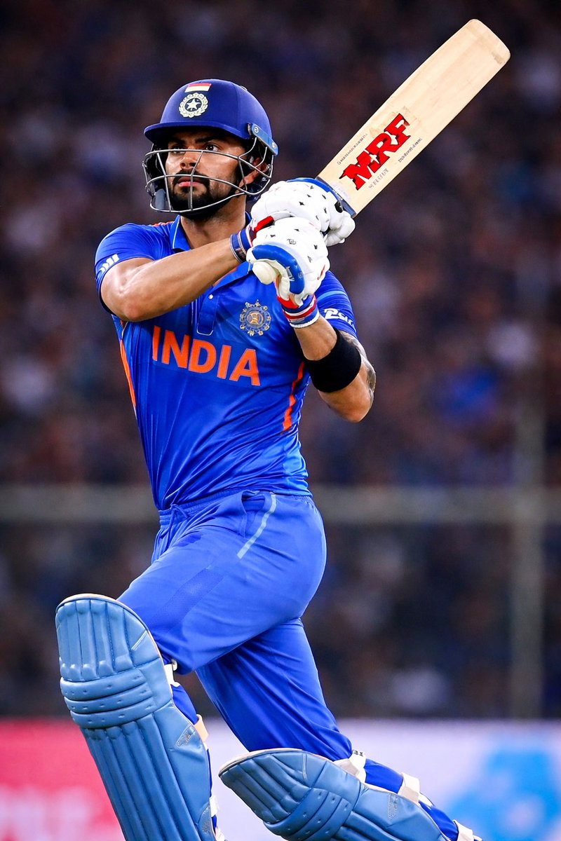 suku3688's tweet photo. Will Virat Kohli score a century today? 🤔
👍 Yes
❤️ Definitely YES

#INDvsNZ  #rcb #ViratKohli https://t.co/VsZrTkPFbb