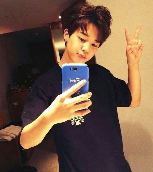 badbotae's tweet image. ꢾৎ ˙ busco mutis!  
#kpoptwt #stantwt #subtwt #BTSARMY #BadBunny 
       ⤷       she / 17

  ᐢ ׅ     ults: bts y bad bunny
♡.౨ৎ síganme quiero mutis activas♡

꒰♡꒱ ｡♪ ₊ vendo photocards de los chicos así  q interesadas hablenme ♡.°⑅