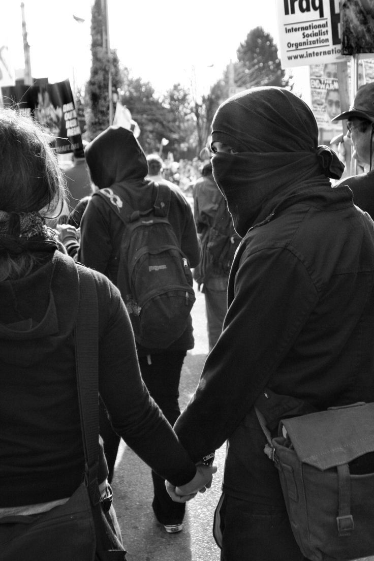ultras_antifaa's tweet photo. Love and riots. https://t.co/WnAyb2kzou