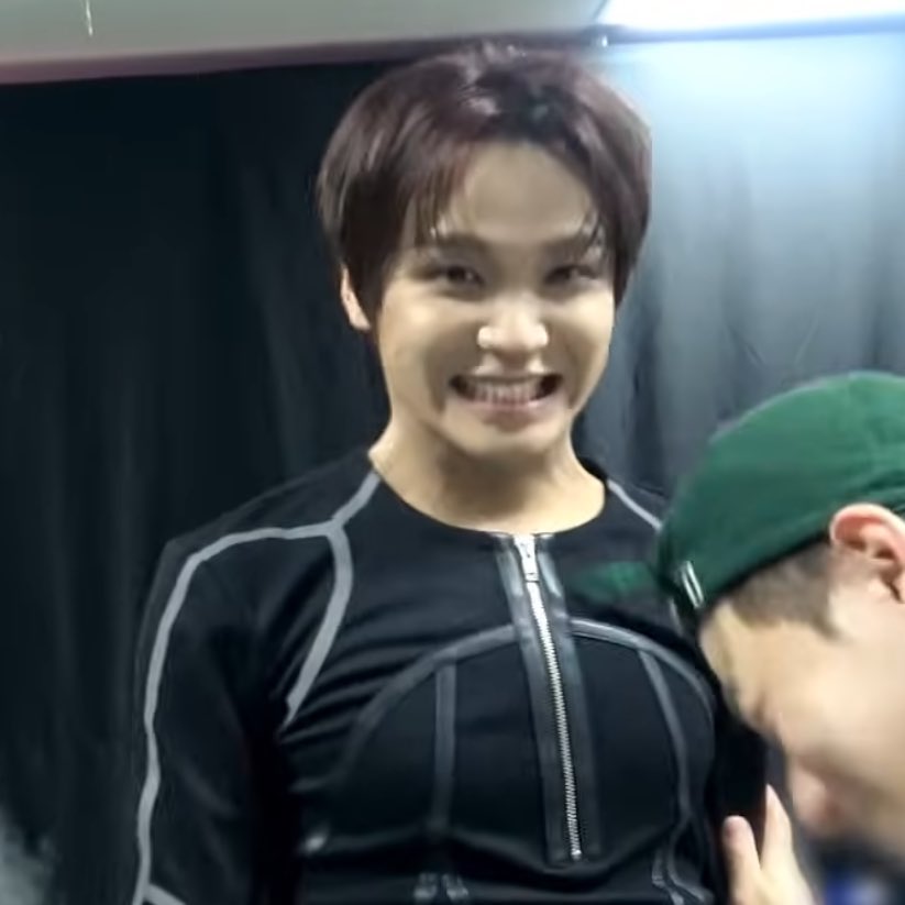 내일아니이제오늘개학구라갓다다죽자......