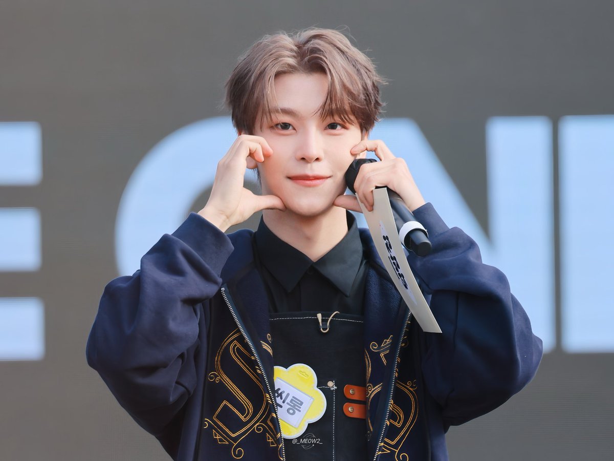 🐈‍⬛♥️ tweet media