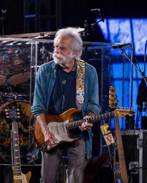 RedRoseLiveX's tweet photo. “You know our love will not fade away”

Rest in peace Bob Weir ❤️⚡️💙 https://t.co/tAQaa8PEDn