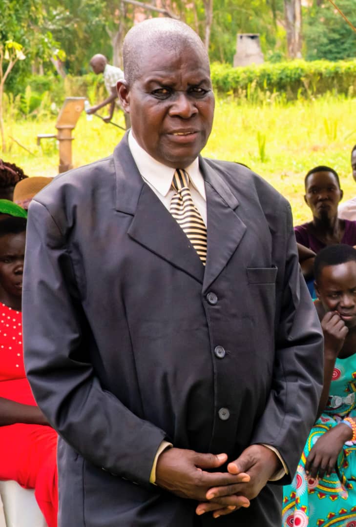 RadioPacisGulu's tweet photo. Gulu Archdiocese mourns Catechist Ojok Justin who passed on to be with the Lord this morning from St. Mary's Hospital Lacor. Catechist Justin has been a tutor for catechists at University of the Sacred Heart Gulu.
#MayHisSoulRestInPeace
#RadioPacisUpdate
#PeaceOfChristForAll https://t.co/pZIK8ZLY8b
