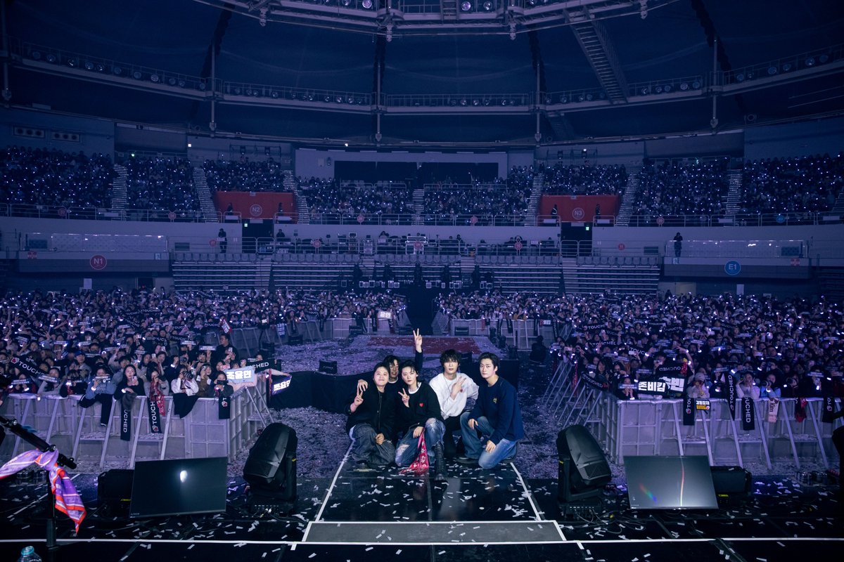 band_touched's tweet photo. 터치드(TOUCHED) 단독 콘서트 ‘HIGHLIGHT Ⅳ’

2026.01.10(SAT)-01.11(SUN)
at ticketLINK Live Arena

𝙎𝙀𝙏𝙇𝙄𝙎𝙏

1. 카세트테이프
2. Dynamite
3. Hi Bully
4. Ruby
5. HYDE (미발매곡)
6. 불시
7. 촛불
8. (토) Regret, (일) Blue
9. Where am I going
10. 무중력 (미발매곡)
11. 여정
12. (토) 박하사탕, (일) 사랑하긴 했었나요 스쳐가는 인연이었나요 ... Cover
13. Shut Down
14. 달춤
15. 반딧불이
16. Love is Dangerous
17. Get Back
18. Stand Up!
19. Alive
20. Last Day
21. Highlight
E1. 이 별 (미발매곡)
E2. 새벽별
E3. 야경

#터치드 #TOUCHED #하이라이트 #HIGHLIGHT