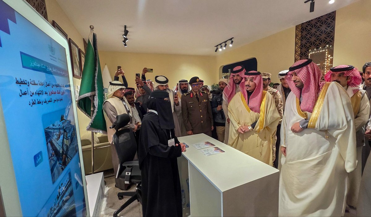 محافظ النعيرية يفتتح فعاليات مهرجان ربيع النعيرية 24*

النعيرية-ناصر العجمي 

افتتح محافظ محافظة النعيرية الأستاذ عبد الله بن سعد البقعاوي، رئيس اللجنة العليا لمهرجان ربيع النعيرية, مساء الجمعة فعاليات مهرجان ربيع النعيرية في نسخته الرابعة والعشرين.

ورافق المحافظ خلال الافتتاح