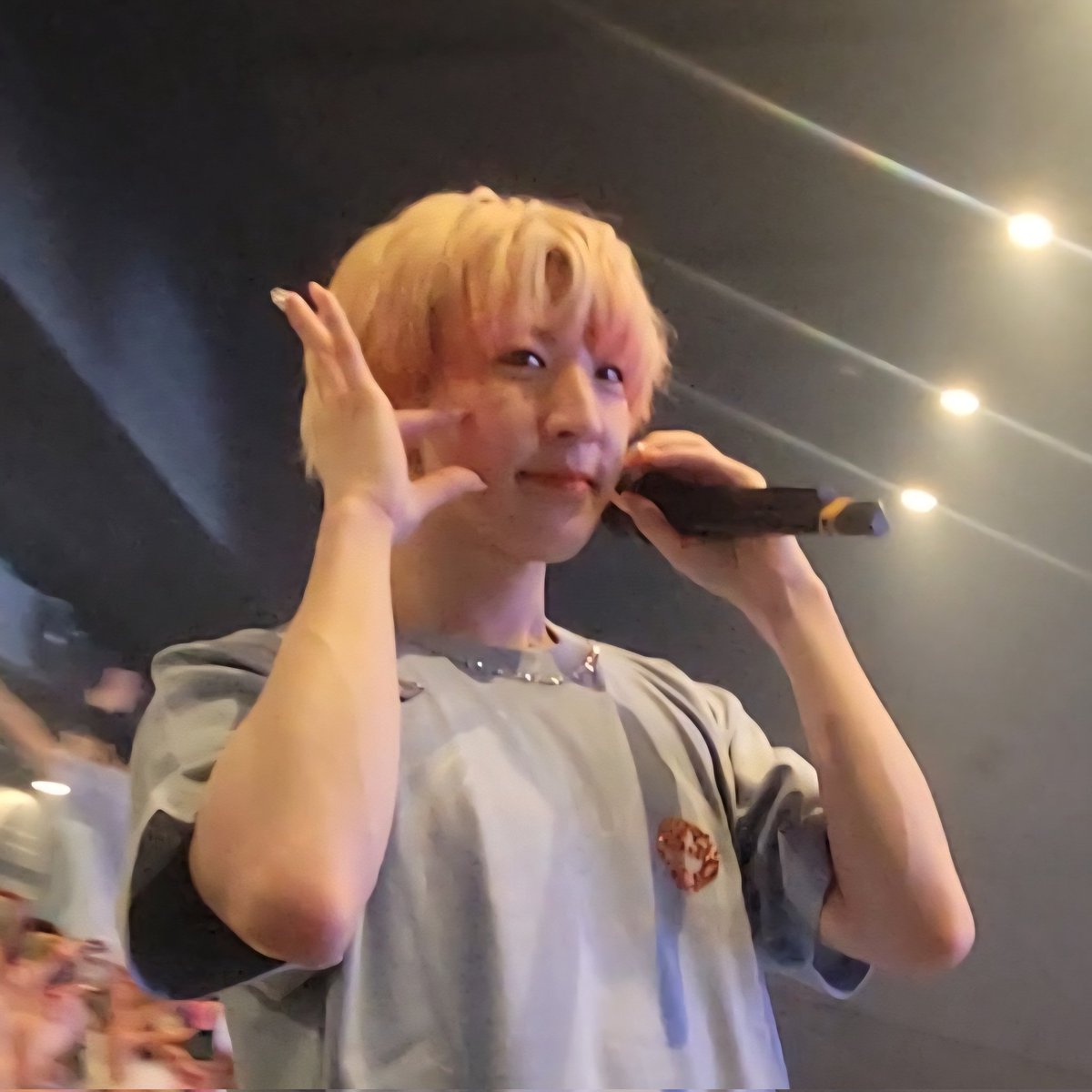 カラフルピーチ hiro