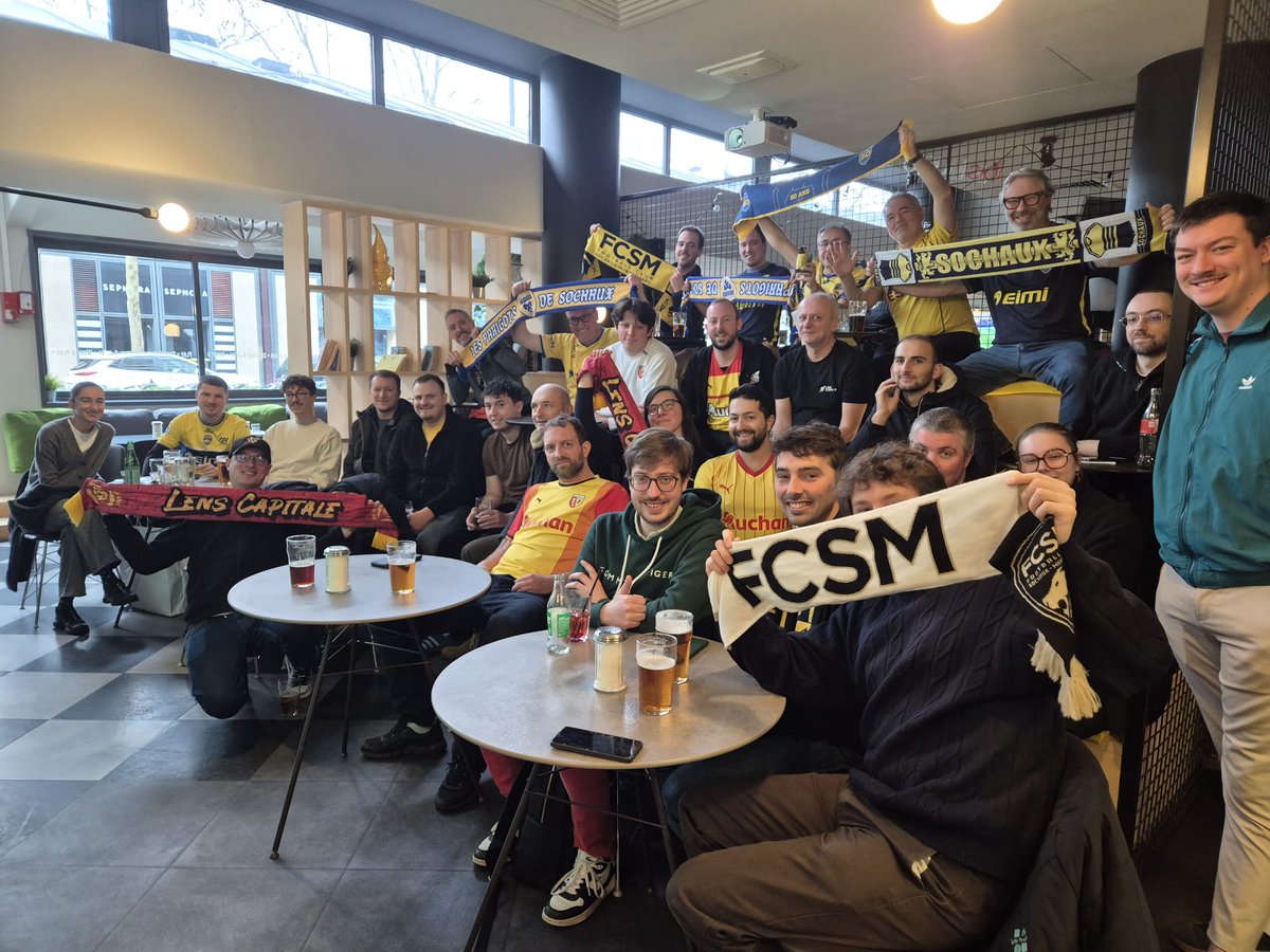 La marche était trop haute mais on a défendu vaillamment nos chances, on n'a pas à rougir. Lens nous a pris au sérieux. 
Merci aux camarades de <a href="/LensCapitale/">Lens Capitale</a> super accueil au District B avec des petits cadeaux pour les Parigots.