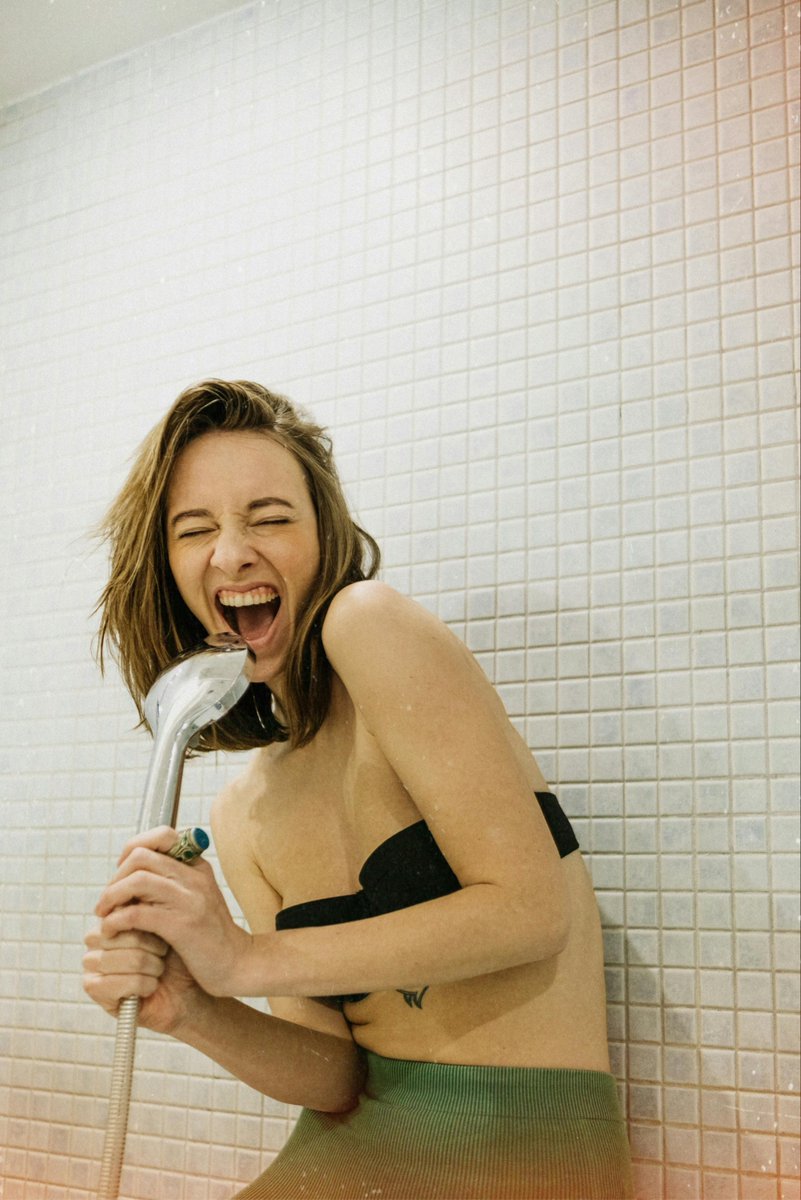 BeautyEssNow's tweet image. Energize your shower ⚡🚿
 ENERGY Aromatherapy Shower Bombs with natural essential oils to awaken your senses.

Shop:beautyessentialsnow.com/products/view/…
#ShowerBombs #EnergyBoost #BeautyEssentialsNow