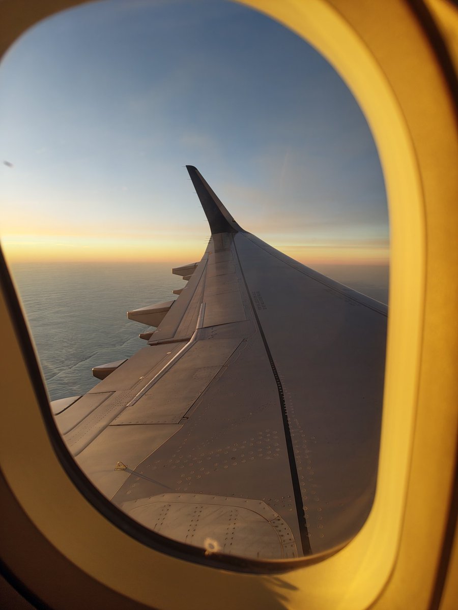 AraCSolis's tweet image. The most harrowing trip of my life, but the people I met made it worth it💛