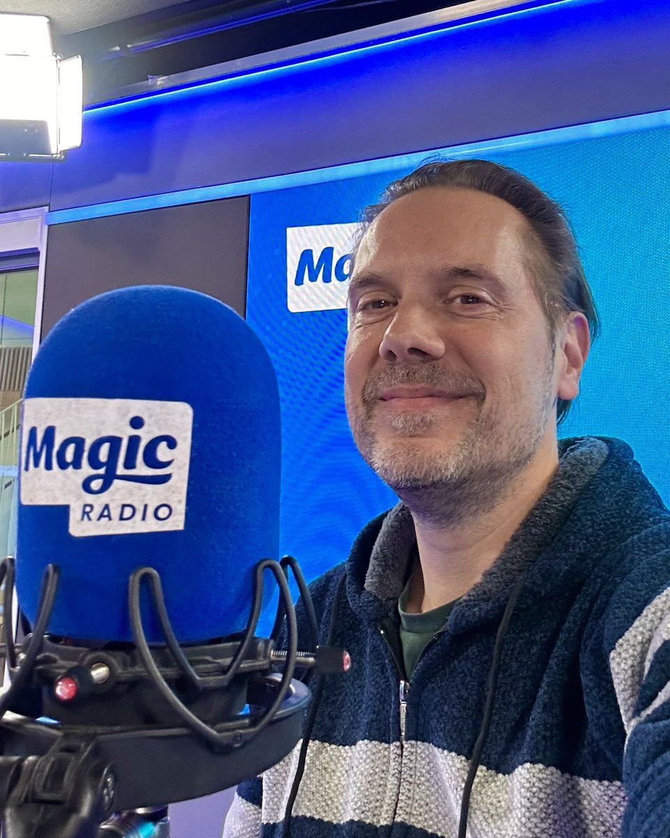JimDavisOnAir's tweet image. I’m back with you to round off a wet &amp;amp; windy weekend @magicfm from 4-7pm. What has made you happy this #weekend? Let me know for a #Sunday #ShoutOut. Listen @HelloRayoUK 
#JanuaryJoy