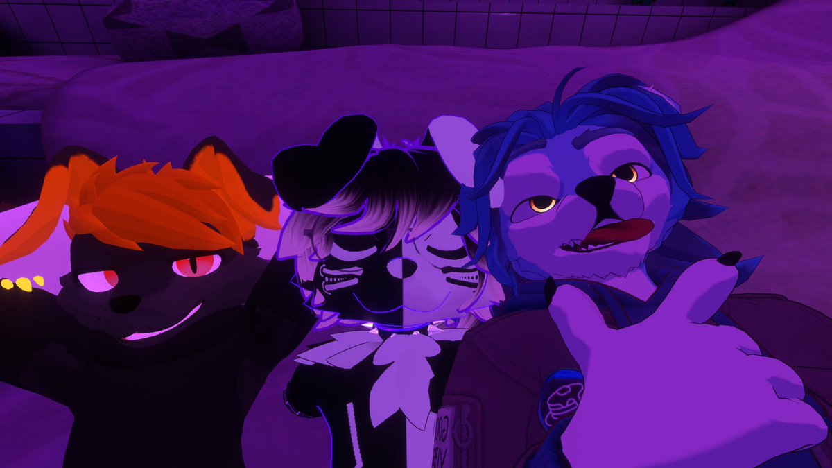 CandyUnboxing's tweet image. Just men watching videos before going to bed.
(men)