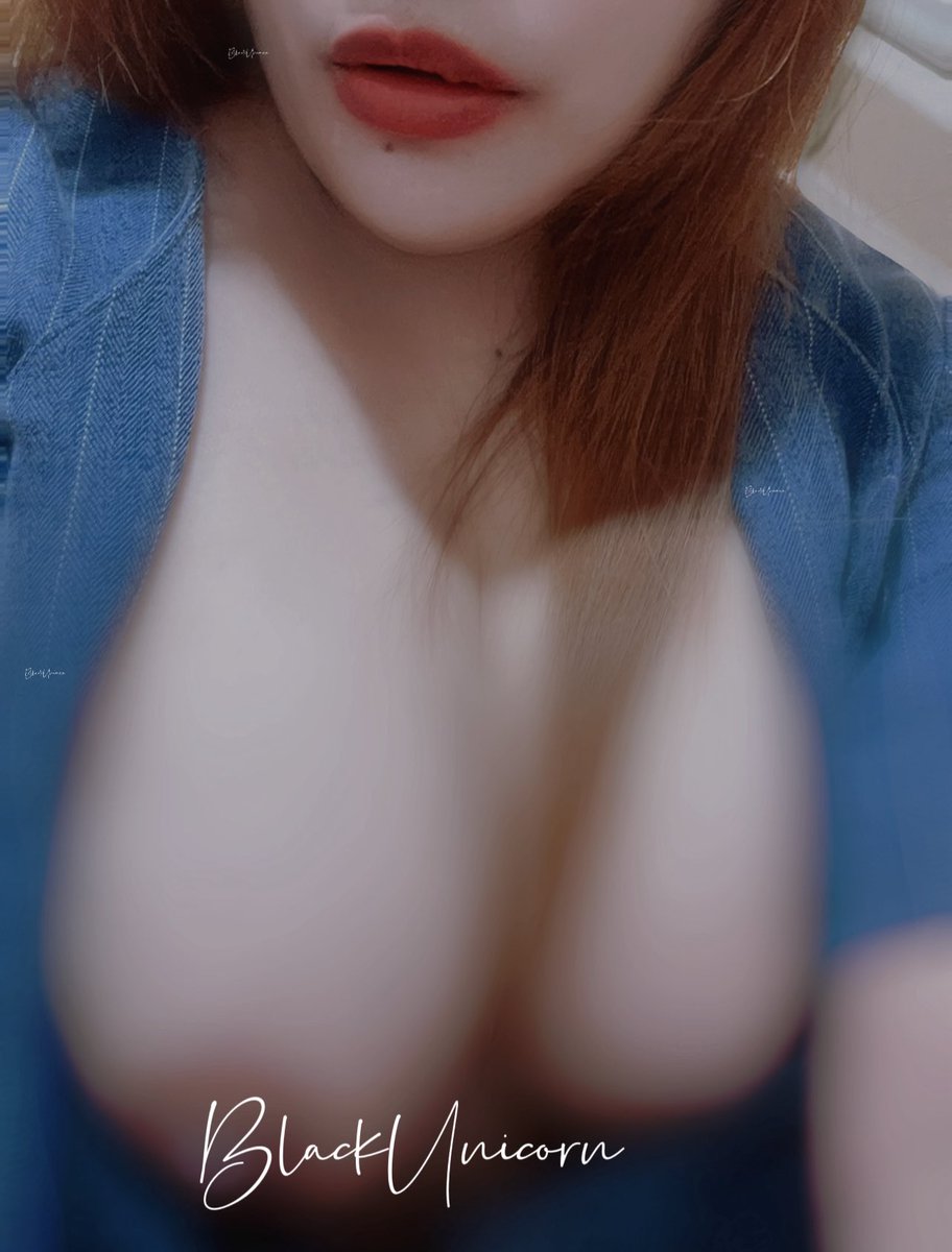 ไออิ๋ว 𝐁𝐥𝐚𝐜𝐤𝐔𝐧𝐢𝐜𝐨𝐫𝐧🦄 tweet media