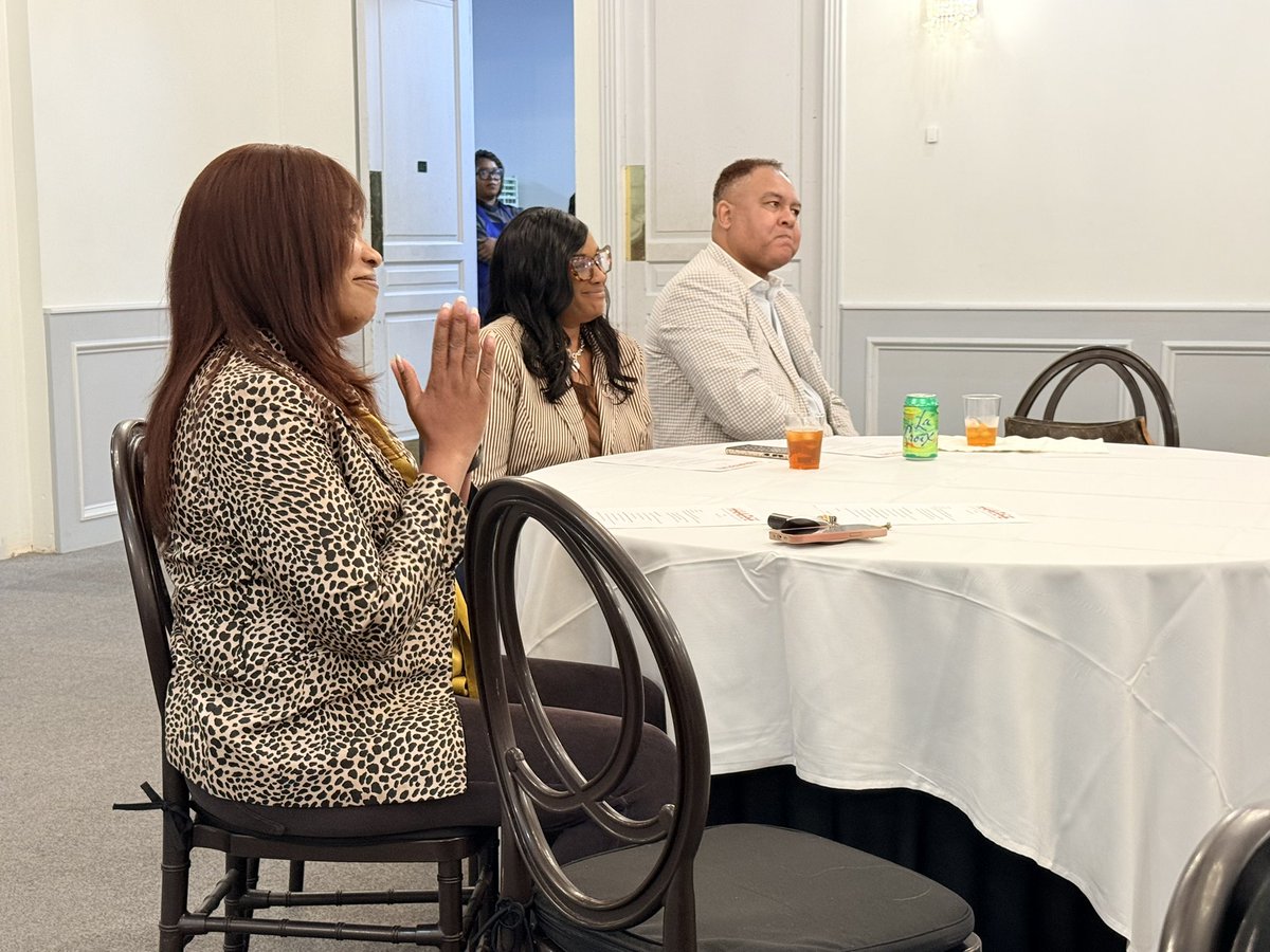 HAABSE3's tweet photo. From board members to advisors, this day proved that when we bring our full selves to the table, we build something greater than any one role. That’s the HAABSE way. 🖤❤️ #BeInTheRoom https://t.co/fEYeywUAUD