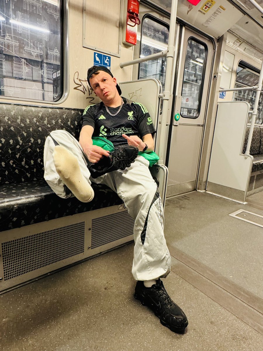 2soxguys tweet media