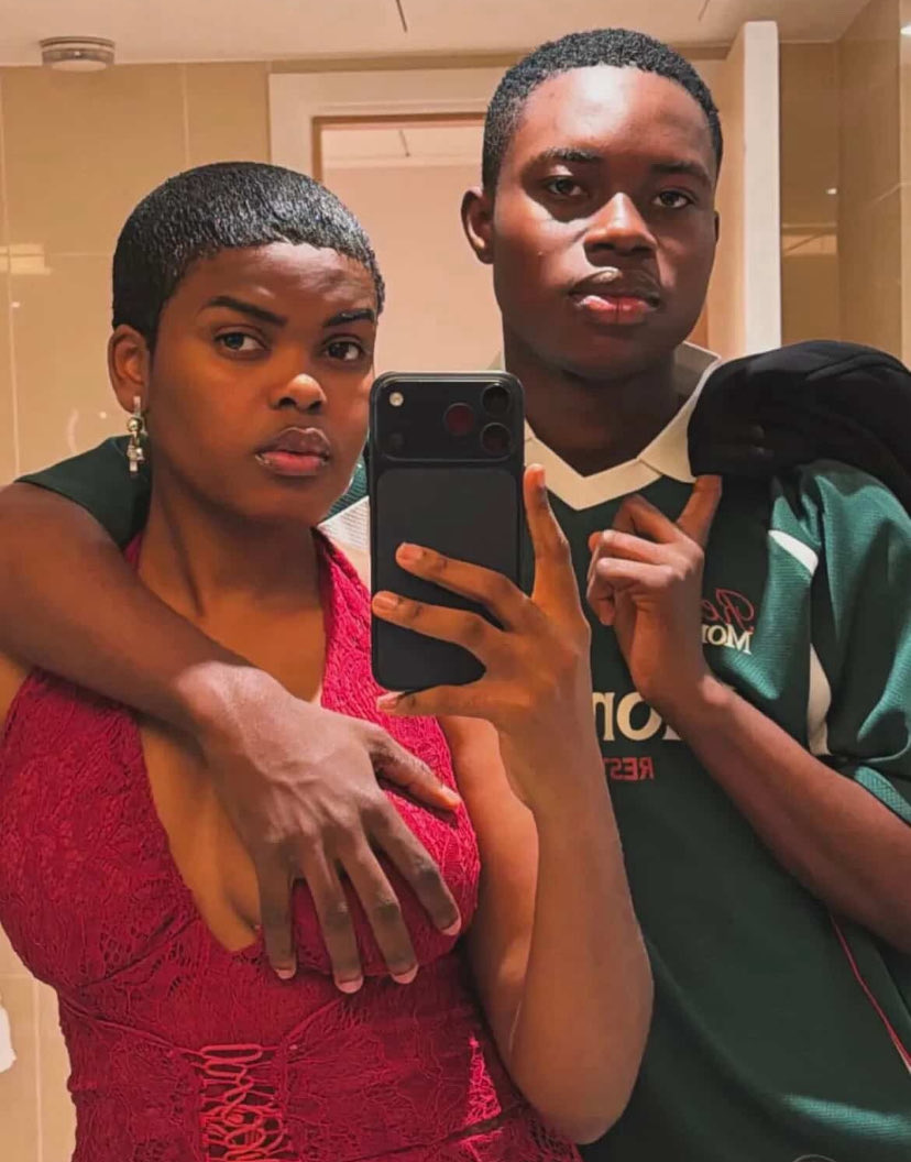 Billions1430's tweet image. 3 pics one word

Season