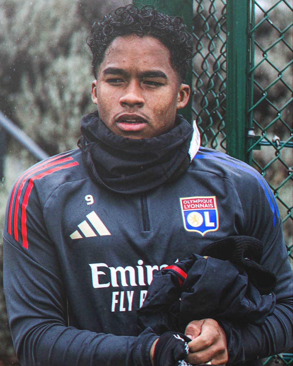 Desculpa, mas hoje não posso. Tem a estreia do Endrick no Lyon 👍