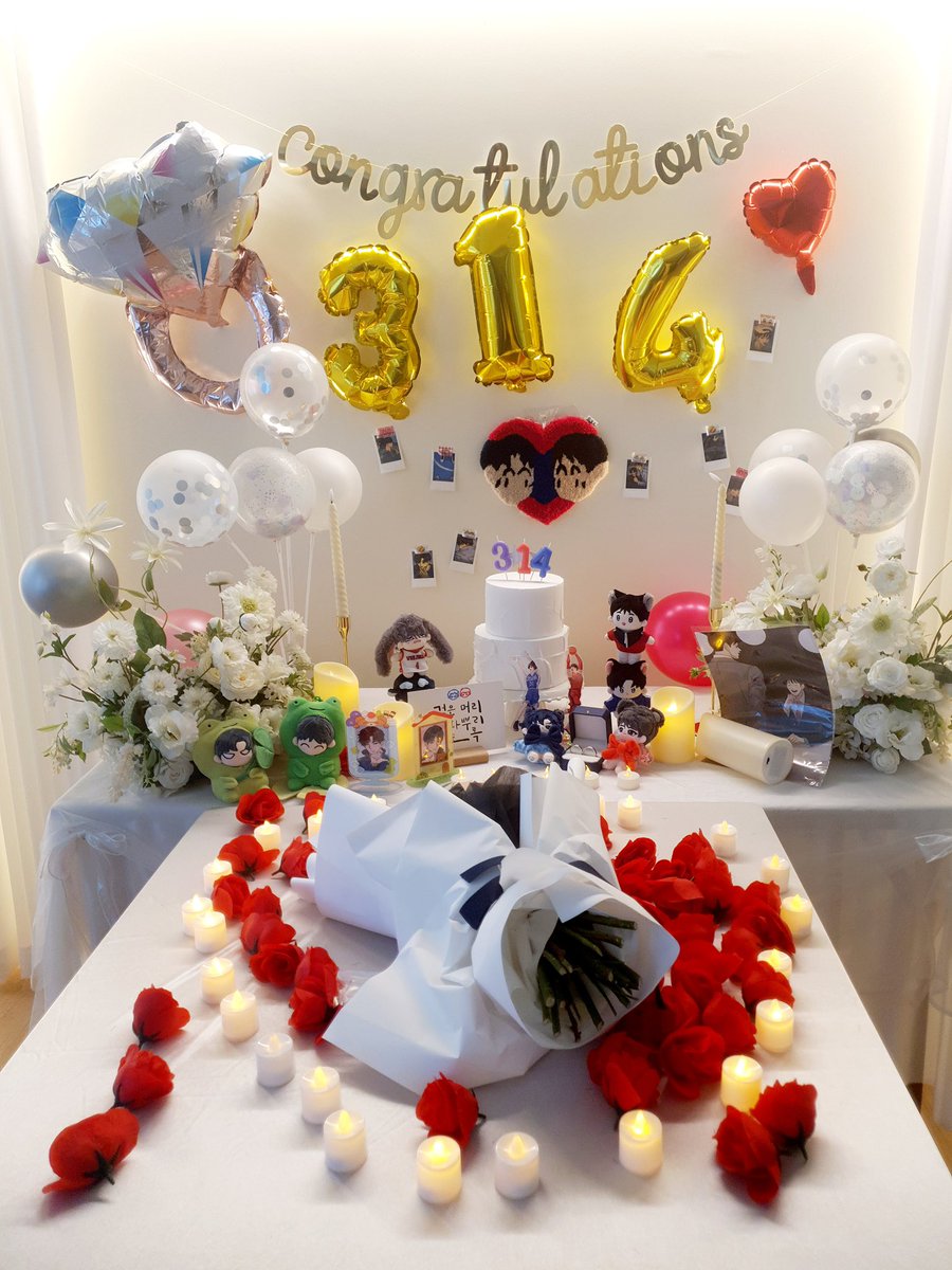 fvckjunyoung's tweet image. 정말좋앗죠 31번 프러4즈라는 교류회였고
준수가 30번프러포즈를 실패해서 저희가 준수의 31번째 프러포즈를 도와준다는 스토리였습니다
30번이나 실패한이유: 준수가 운이없었고+ 준수의 고백하는 모습이 넘 좋아서 또자꾸 보고싶어서 영중이가 프러포즈를 거절함.또 보려고