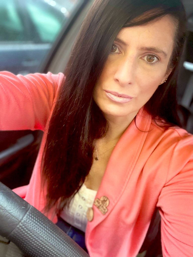 Helena 💋 ✨ tweet media