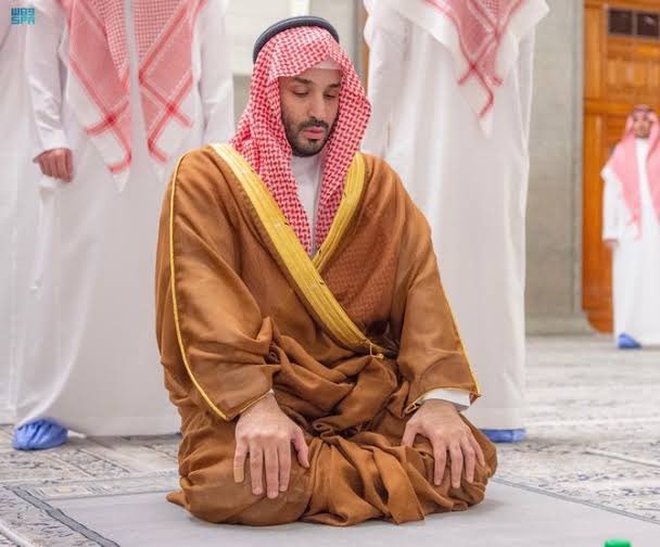 Suhaaaaaib's tweet image. Saudi Crown Prince Mohammed bin Salman has been named “Arab Leader of 2025” in RT Arabic’s annual opinion poll, recognized as one of the most influential, passionate, ambitious, hardworking, leaders, highlighting his leadership, growing impact across the region and the world 🇸🇦🔥