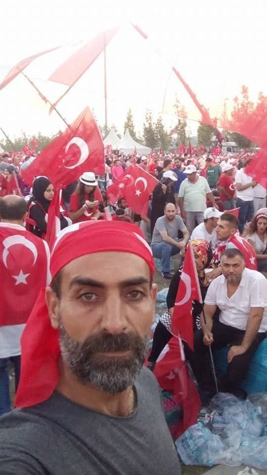 SyJusticeArc's tweet image. 🔴Documentation of Turkish terrorists participating in the attack on Kurds in #Aleppo

A video clip shows the participation of Turkish terrorist Khalil Yavuz in the brutal assault on the Kurdish #SheikhMaqsoud neighborhood. In the footage, he is seen boasting about besieging the