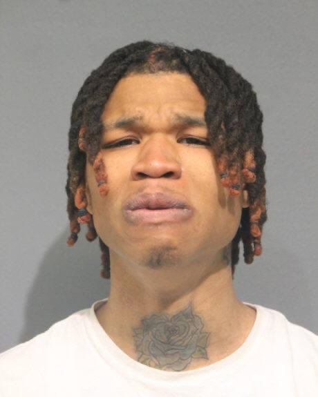 Amiratgirl's tweet image. Chicago man mugshot going viral 👀