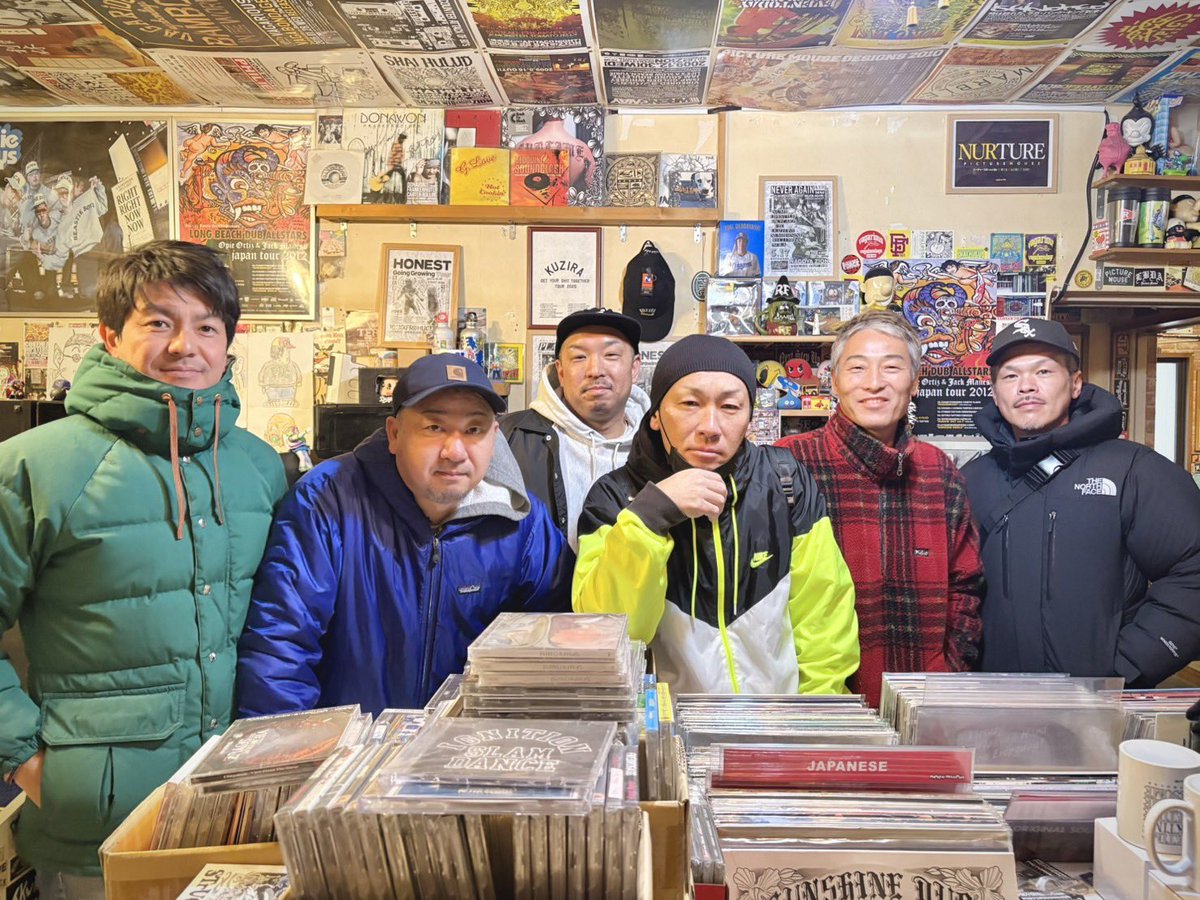 NO LIMIT tweet media