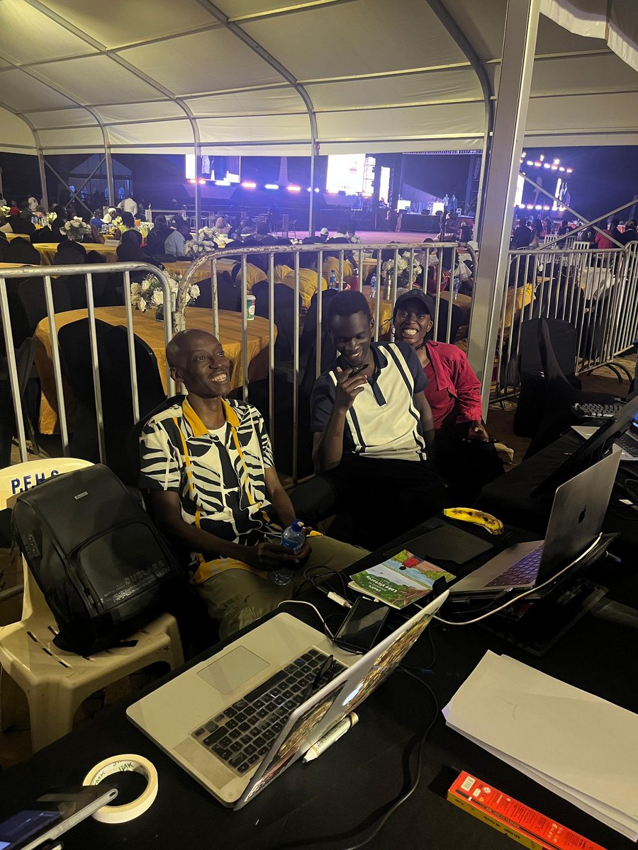 MUGUMEART's tweet photo. represented as illustration and animation demonstrators  at the ugandaonefestival here in kampala. A great thanks to @SylviaOwori and all the others for the great efforts. To more of these 🌟 https://t.co/yKyOB1XRfc
