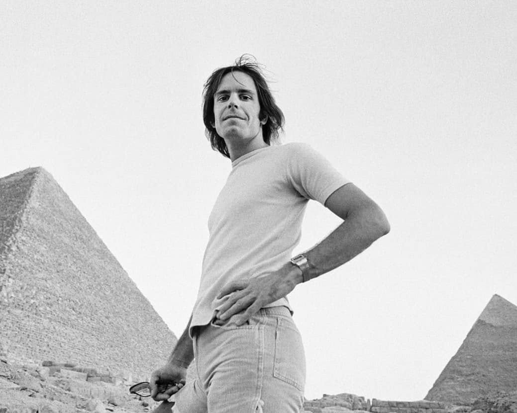 jerrygarcia's tweet image. It is with profound sorrow and eternal gratitude that we wish a grand farewell to our dear friend Robert Weir. Bob was always full of restless hope and a burning desire to do good in this world.  He once said that his success was due to the ever-present sense of adventure that…