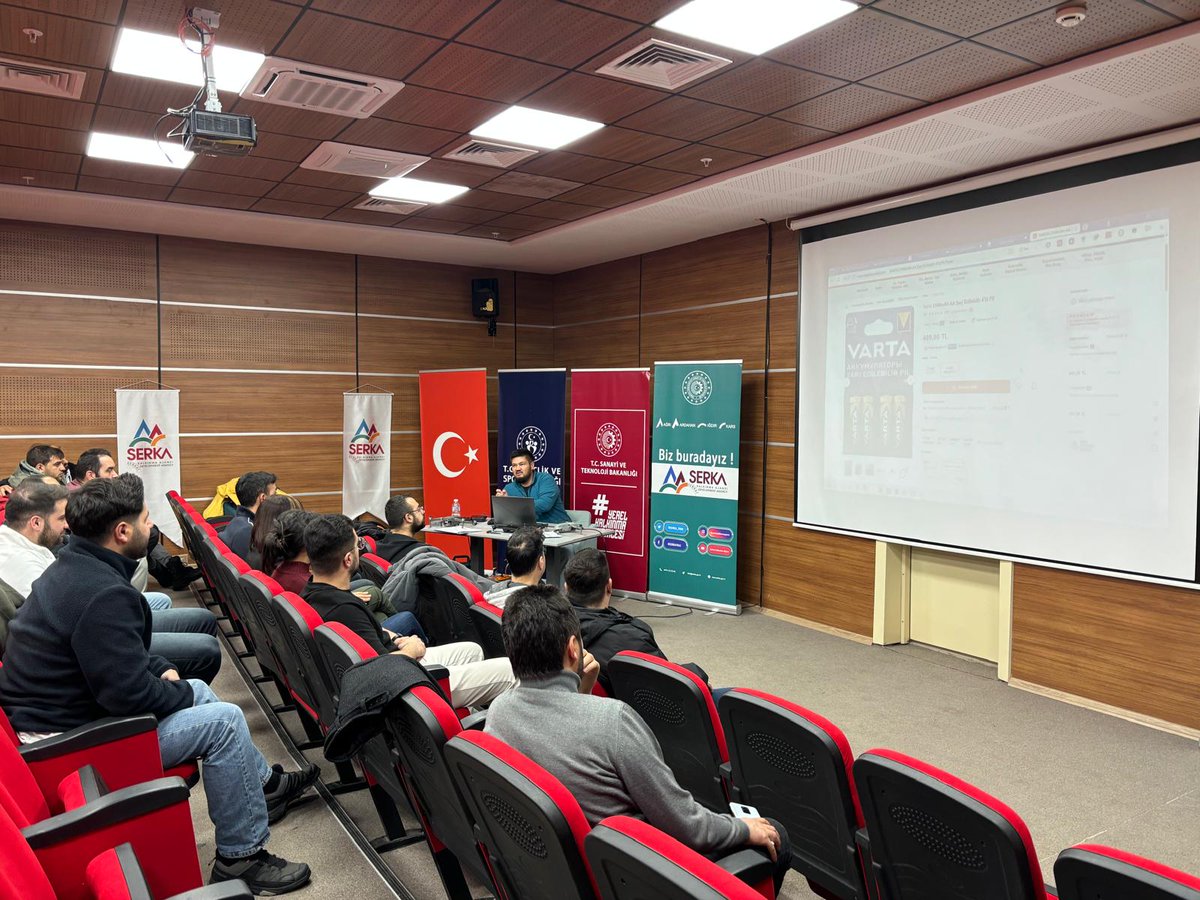 🚁📚 İHA 1 Ticari Pilot Eğitimi Başladı!
Havacılık ve teknoloji alanında önemli bir adım daha atıldı.
SERKA tarafından desteklenen İHA 1 Ticari Pilot Eğitimi, Kars Şehit Albay Şentürk Aydıner Gençlik Merkezi’nde gerçekleştirildi.