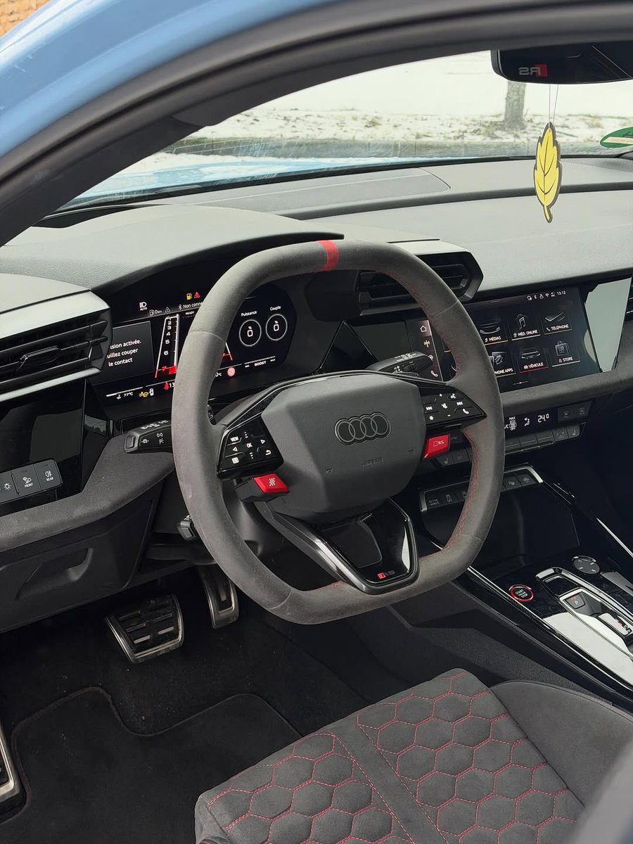 TheAutoHub's tweet photo. AUDI RS3 8Y2 🩵 https://t.co/S0Oo6jfMCU
