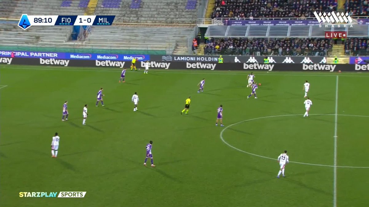 كريستوفر نكونكو يحرز الهدف الأول للميلان ويعيد المباراة لنقطة التعادل 