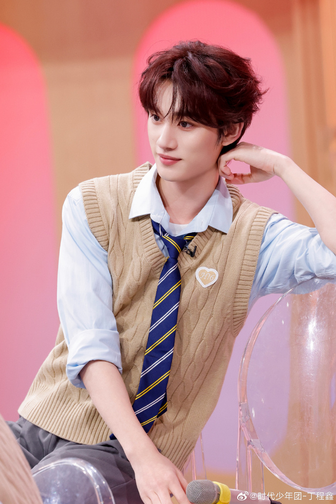 _NMLittle's tweet photo. 你好星期六 (2026-01-03)

🥭: https://t.co/aW6DSimklQ

🦊: https://t.co/9T1PN4aFYR

แขกรับ���ชิญ : โหวหมิงฮ่าว,ก��่ลี่นาจา,เฉินลี่หนง,เหยียนอัน,จางเหยียนฉี,หลี่เสวี่ยฉิน,หยางตี๋

#丁程鑫 #DingChengxin #ติงเฉิงซิน https://t.co/Elbjwjz4lD