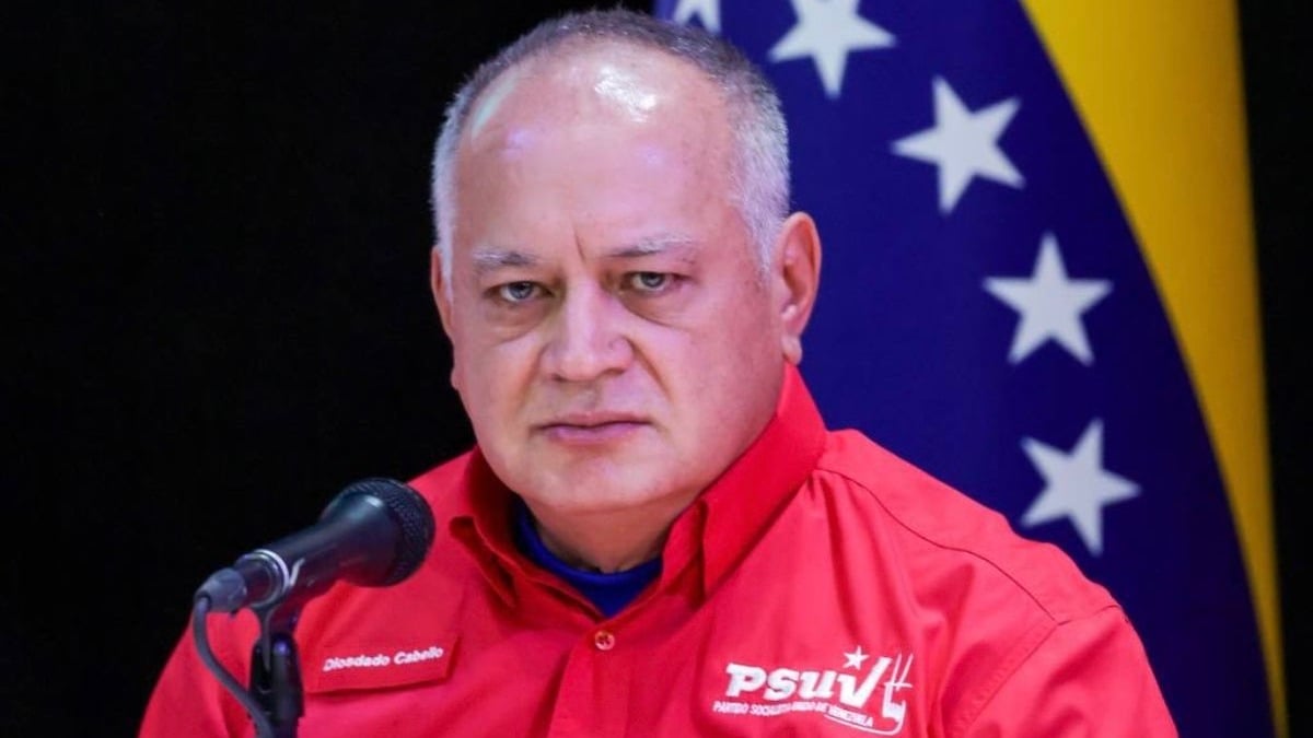 🇺🇸🇻🇪 | ¿Estarías de acuerdo con que Estados Unidos también capture a Diosdado Cabello?

▪️SÍ

▪️NO

¡Comenta y comparte! Veamos los resultados.