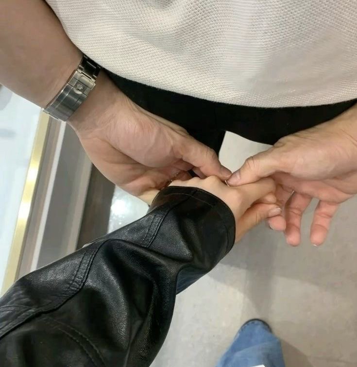 daddduyaa's tweet photo. Private but not secret 🤭 https://t.co/zt9eP6t8p3
