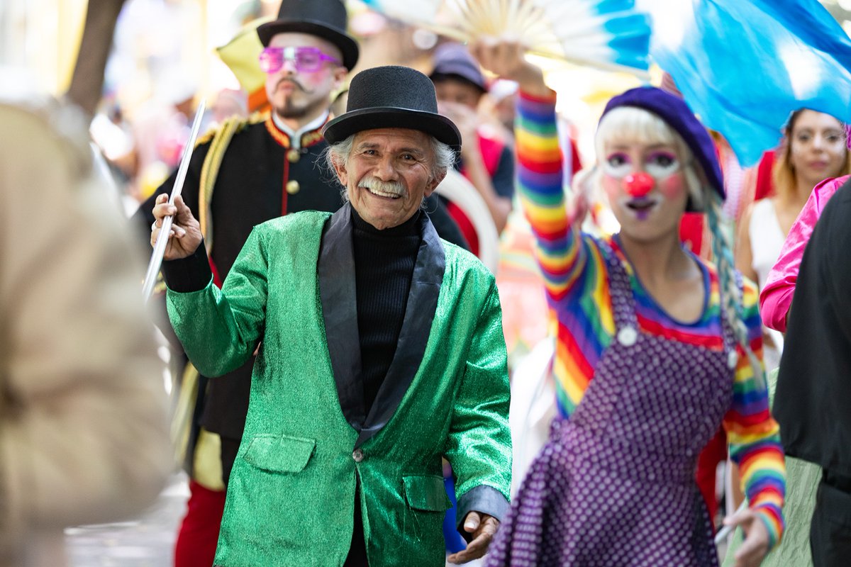 cristobanaranjo's tweet photo. Está abierta la convocatoria para banco de jurados culturales con $1.400 millones en financiación.
@AlcaldiadeMed @FicoGutierrez @santiagosilvaj @Cris_CartagenaG @CarmenHerreraz @lilianacs93 https://t.co/q0hKOwfrPe