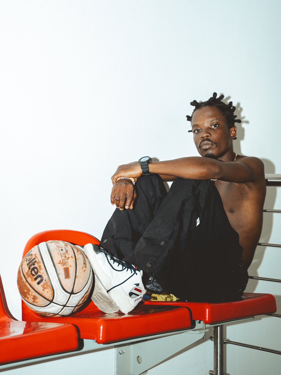 marinceomario's tweet image. miŋ ball olo
📸 @darrylrennie_