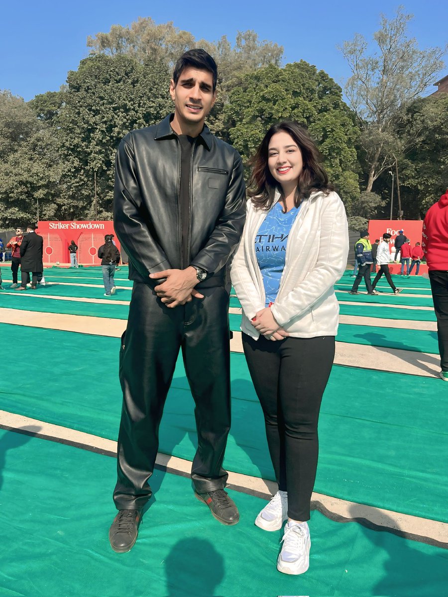 Anjali Dheer tweet media